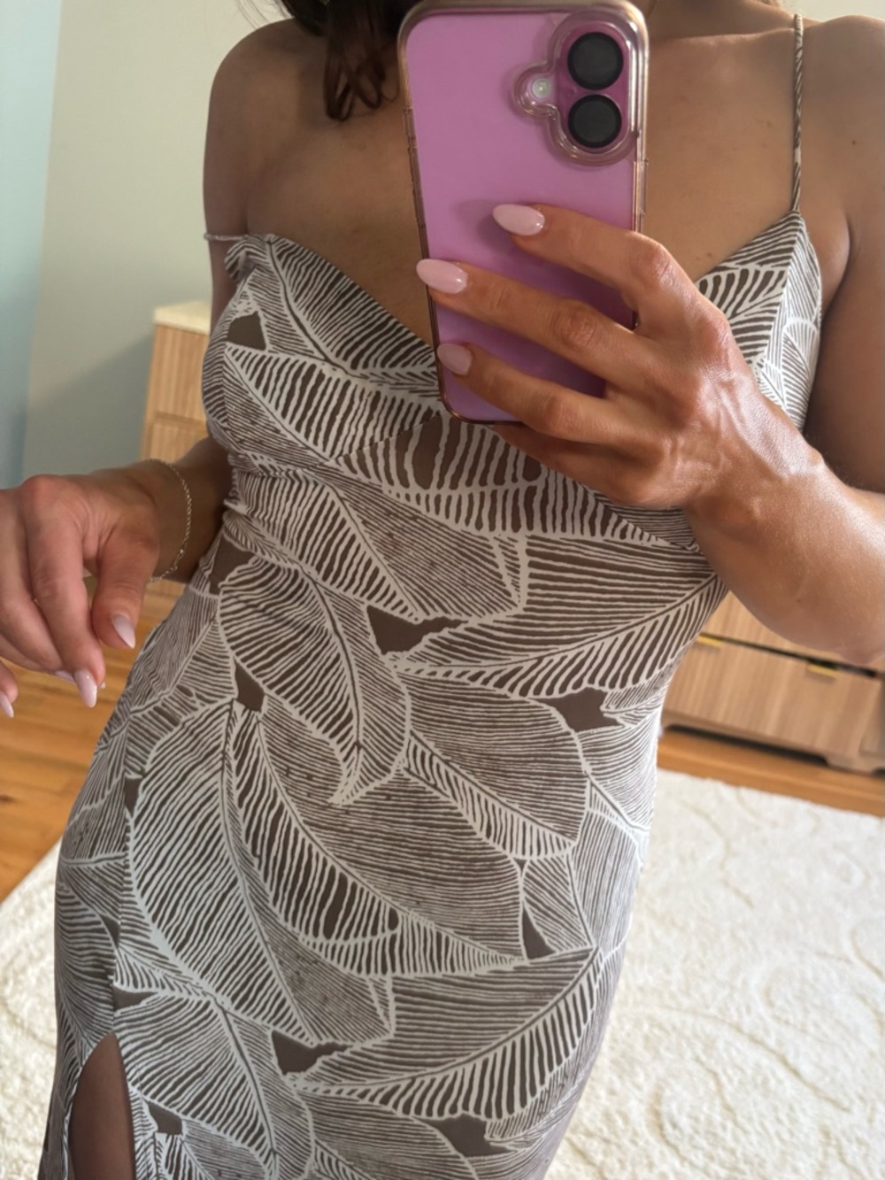 Windsor Taupe & White Strapless Leaf-Print Bodycon Dress - Picture 5 of 9